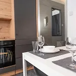 Apartman Wakacyjny Z Klimatyzacja *